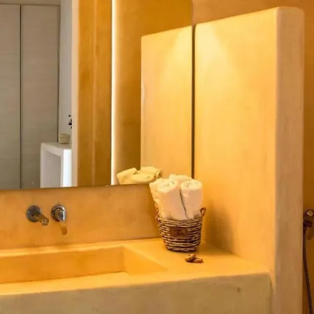 Luxury White W Private Pool In Mikonos * كالافاتيس